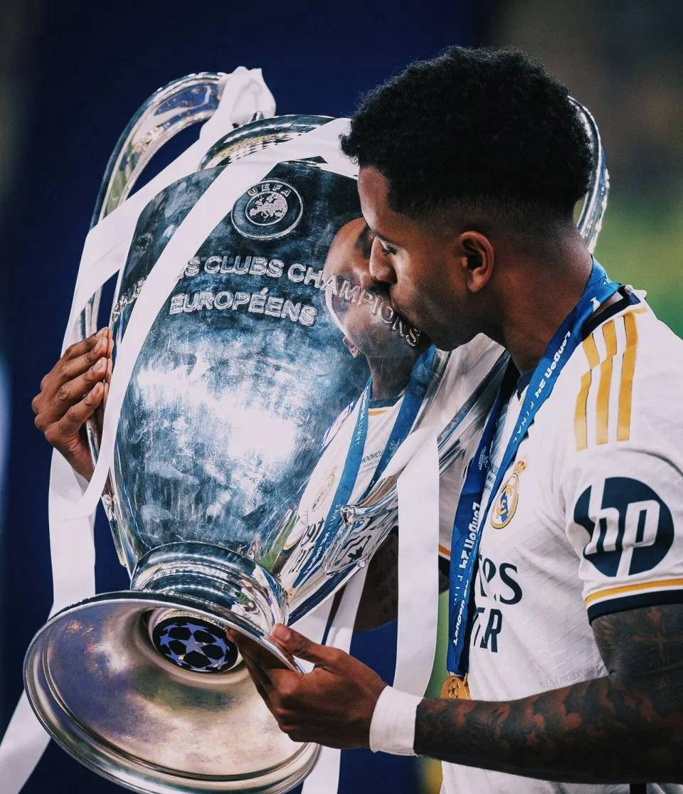 英超球队对, 政的影响 英超球队对, 政的影响