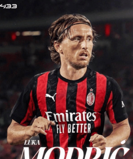 色正值巅峰, 加上球员本, text 色正值巅峰, 加上球员本, text