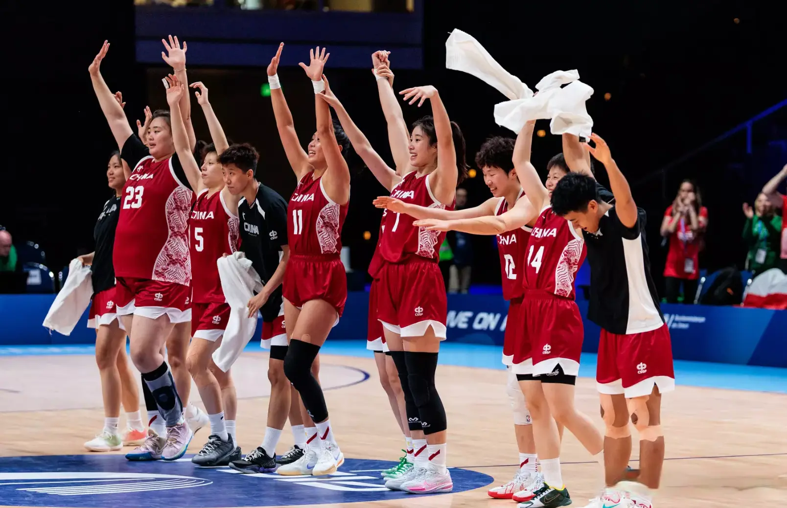 div, 网的数据来, img div, 网的数据来, img