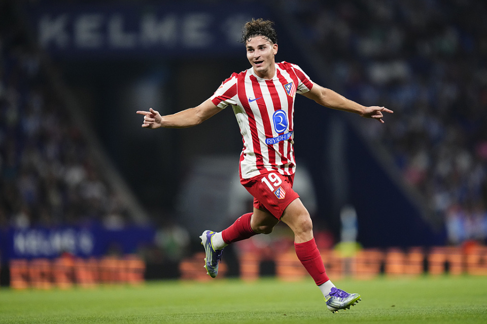 是纯射手 是纯射手