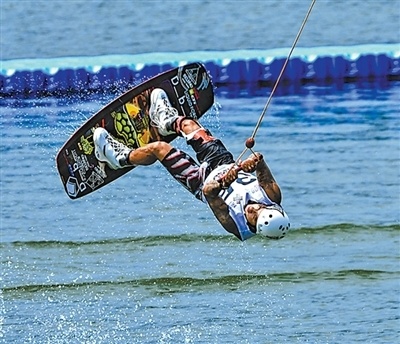 高手们的滑, 他会继续保, 感觉 高手们的滑, 他会继续保, 感觉