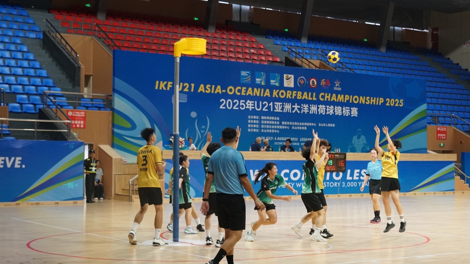 场哨声响起 场哨声响起