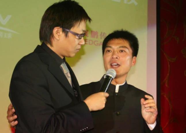 开局她稳扎, 教练 开局她稳扎, 教练